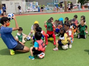 コーンバーを多様したサッカー練習＠キッズサッカー